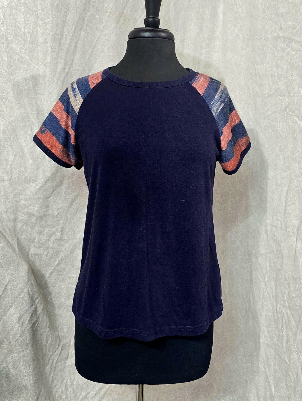 Emery Rose Navy Blue Southwestern Striped Raglan Tee Short Sleeve Top XS S